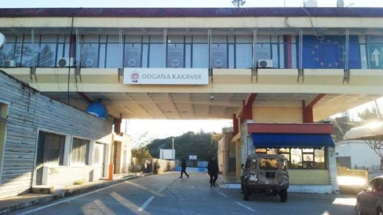The 45-year-old woman from Lezha is being prosecuted on the Athens bus with over 20 thousand euros
