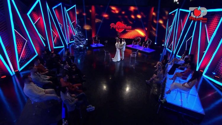 Strange!  Aldisi and Fjori in romantic dance, what is happening between them after the quarrel they had