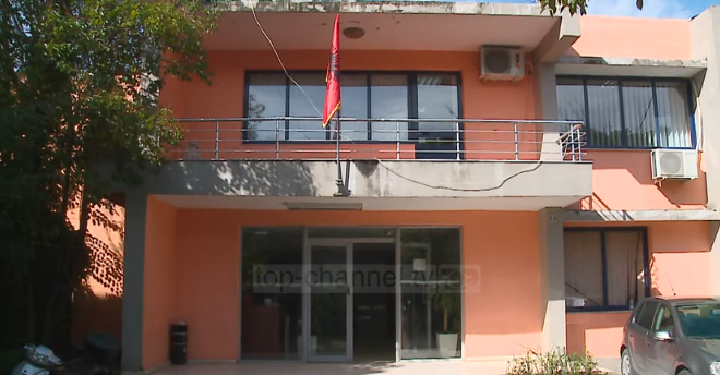 The head of the State Cadastre Agency of Durrës is dismissed, citizens without services