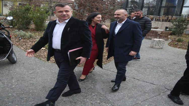 Rama calls the Presidency of the SP, it is revealed what was discussed at the meeting