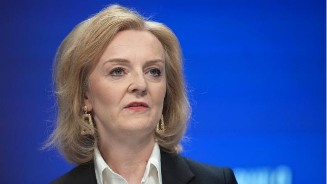 The British government will introduce a new package of sanctions against Russia