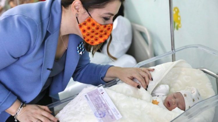 Manastirliu visits the first babies of 2022: It will be the year of the children