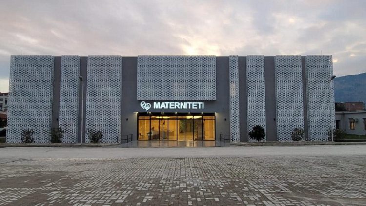 Prime Minister Rama publishes images from the Berat maternity hospital
