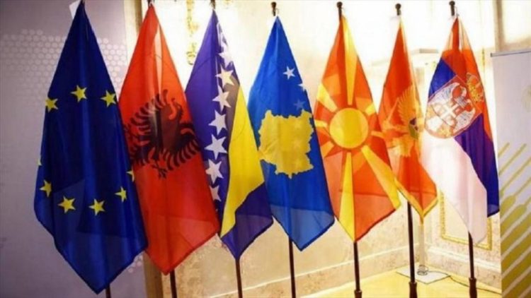 Why is the EU not sanctioning politicians in the Western Balkans?