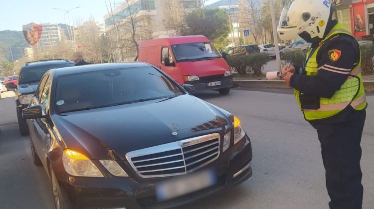 Vlora / Three drivers arrested, 74 driving licenses suspended and 764 fines imposed