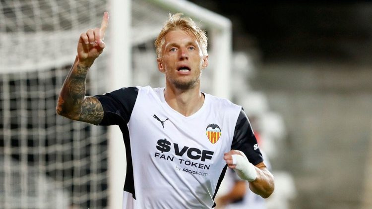 Atletico Madrid goes shopping in Valencia again
