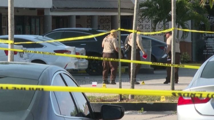 Heroine nanny: Saves one year old from colliding with truck, dies by himself