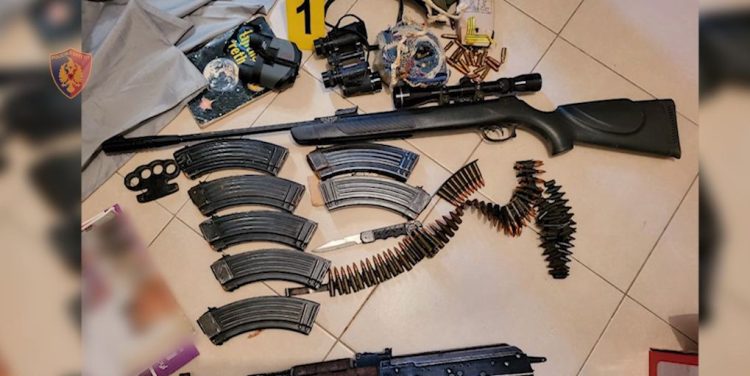 The 44-year-old is arrested in Elbasan, the police found an arsenal of weapons in his apartment