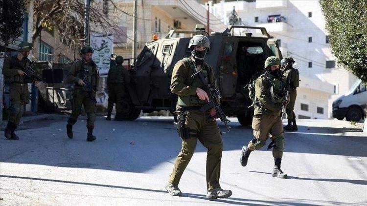 Israeli forces wounded 13 Palestinians during demonstrations in the West Bank