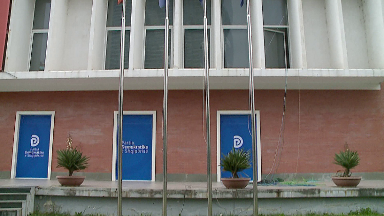 On January 8, it will “burst” in PD / Berisha calls a protest to remove Basha from the headquarters