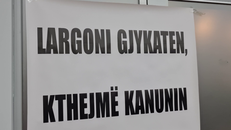 “Leave the court, turn the canon” / Judges and lawyers in the north oppose the closure of courts