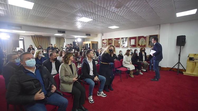 Veliaj, business invitation / Historic opportunity to promote Tirana