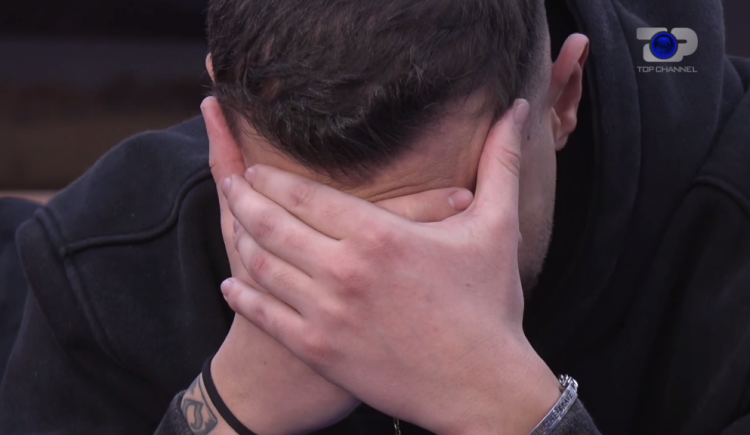 Donald bursts into tears, what happened during the show