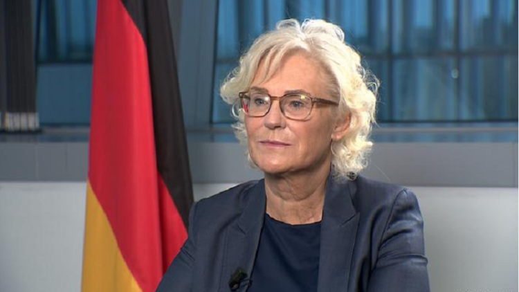 German Defense Minister Lambrecht demands evidence of Russian withdrawal