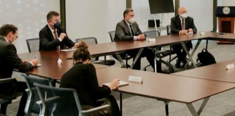 Escobar-Lajcak, meetings with the opposition / US-EU mission for dialogue continues