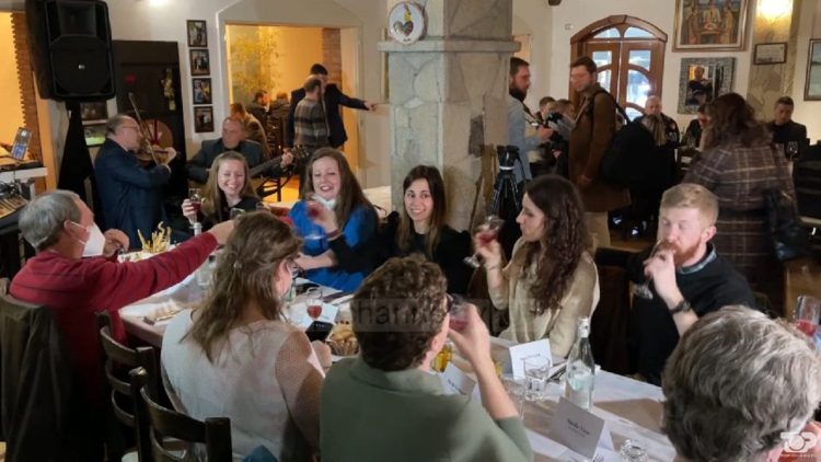 Albanian-Afghan exchange of tastes / Albanians and Afghans taste the cuisine together