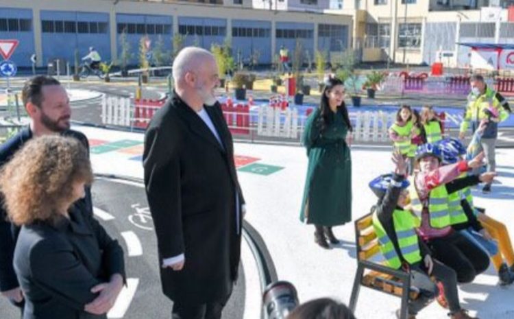“Traffic Town”, the road safety corner for children through entertainment and education