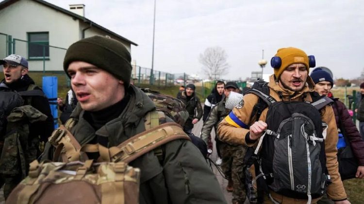 “The West is taking hostile measures” / Putin orders nuclear forces to be on alert. Zelensky says the delegations will meet