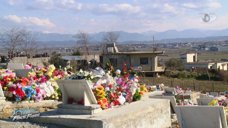 Fiks Fare / The Municipality takes the cemetery next to the houses, the inhabitants: We live among the dead!