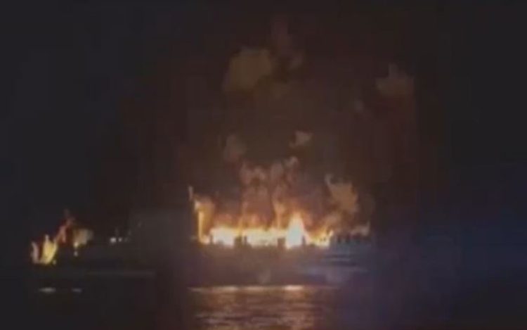 Panic in Greece!  Fire on the ferry with 237 passengers, the captain orders the abandonment!