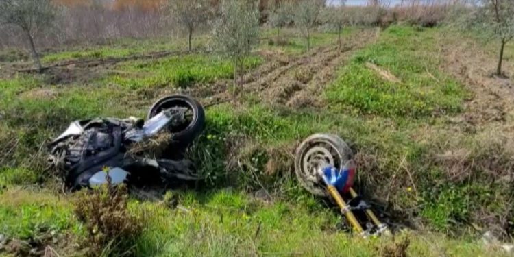 Motorcycle accident / Fier-Tepelena, a pedestrian loses his life.  A second is injured