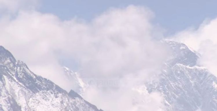 The highest glacier on Everest, it loses 2000 years of ice in three decades