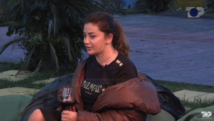 “He told me to take off my pants, I was afraid”, Arjola Demiri tells the story with her ex-husband, how she refused when he asked her for sex