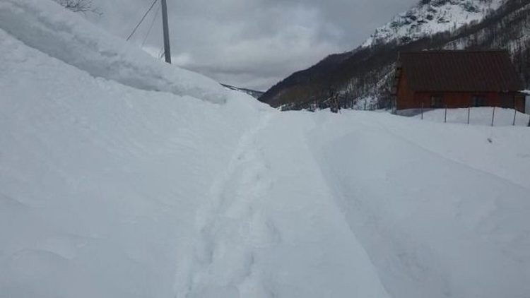 The tourist point of Lëpushë is blocked by snow, for 2 days the whole area without electricity
