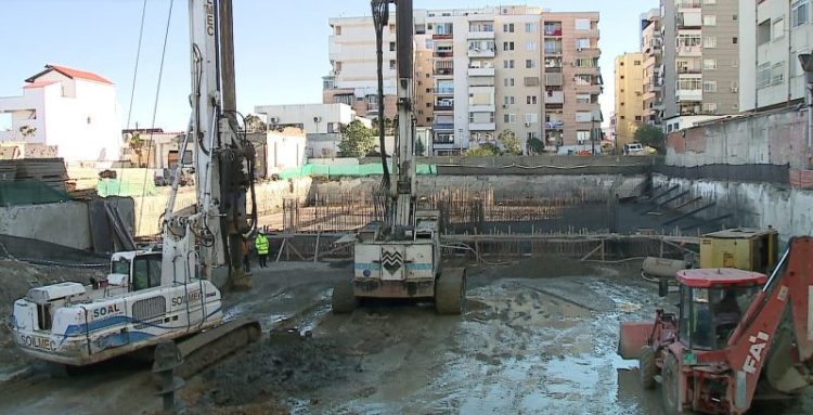 New home for 154 families.  Durrës, construction is completed after 18 months.  20 palaces will be built inside the city