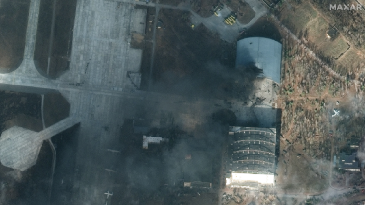 Ukraine’s “dream” / The world’s largest plane crashes at Kiev air base