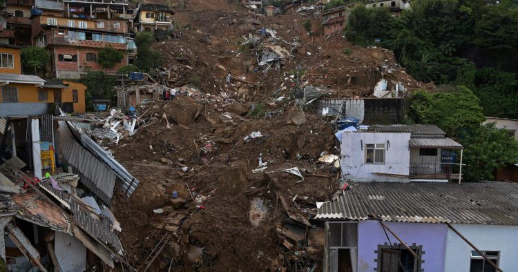 Brazil, goes to 104 death toll from landslides