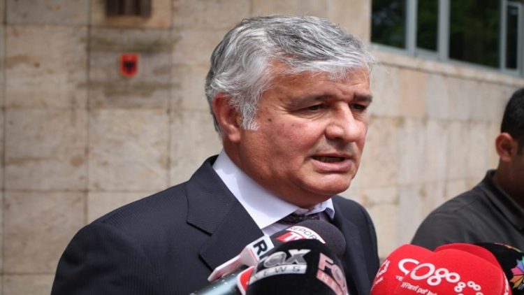 Prison for Saimir Tahiri, lawyer coded message: All those in power ‘should dress thickly’