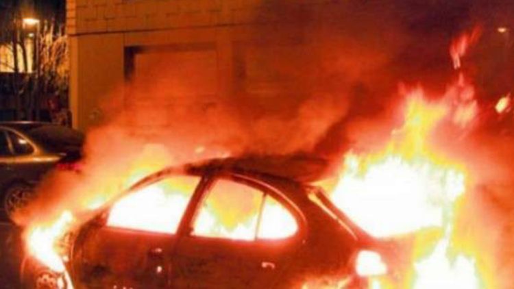 The car caught fire while walking, details from the police