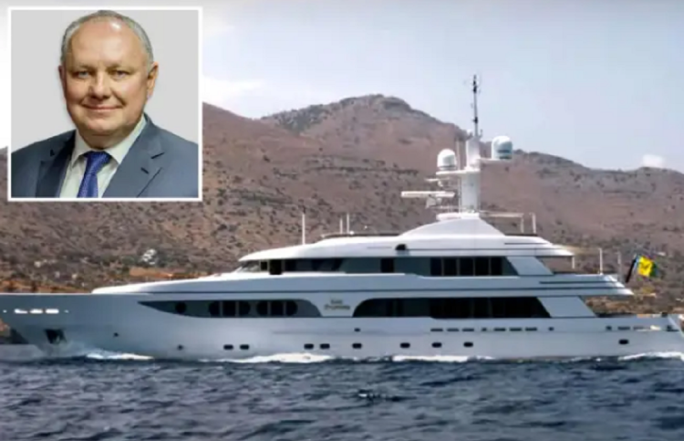 Ukrainian sailor “takes revenge” for the war! Sink the super-luxury ship of his Russian boss supplying the country with weapons