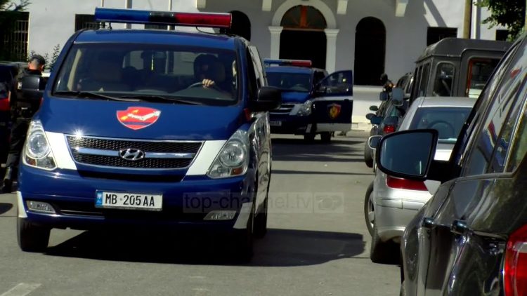 Planting a mountain site with narcotics, the police stop the 23-year-old in Shkodra