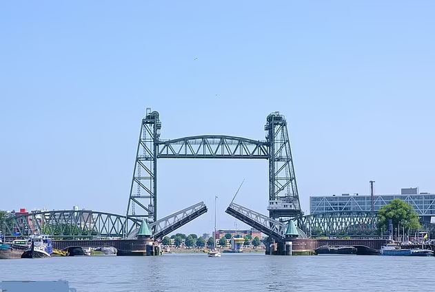 Rotterdam mayor refuses to confirm dismantling of historic bridge for billionaire Bezos superyacht (photos)
