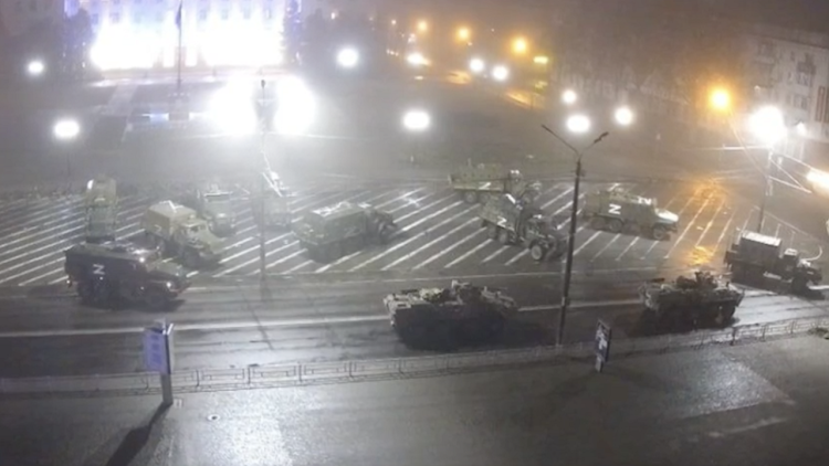 Attacks in Ukraine, the rocket hits the maternity hospital in Kiev