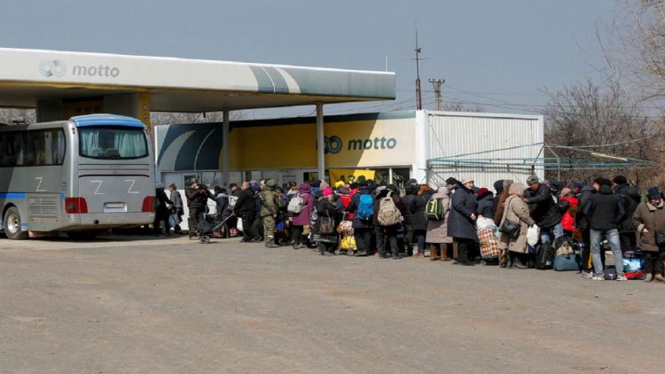 After several attempts, the humanitarian corridor in Mariupol opens today