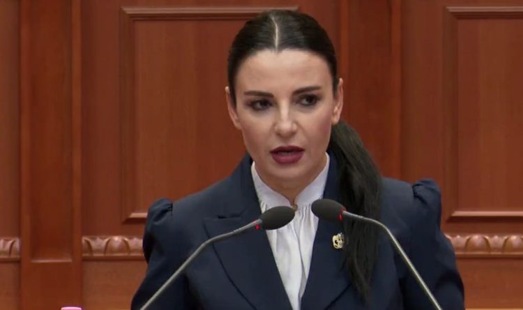 Balluku turns to the opposition: You try to push this country when it needs support