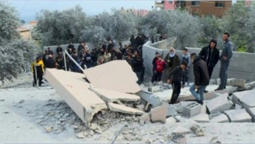 Palestinians clash with army after destruction of houses in the West Bank (photo-video)