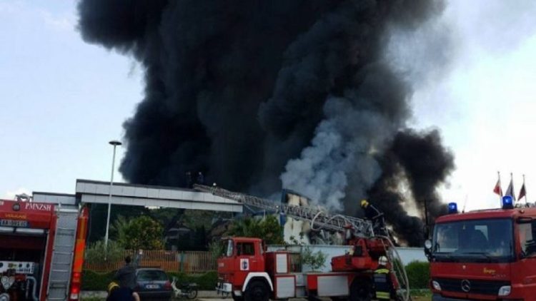 Greece / Powerful explosion at Itea explosives factory