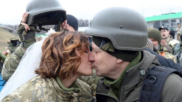 Marriage on the first front of the war!