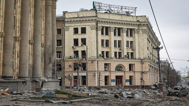 Destroyed buildings like pieces of cardboard, footage of the Kharkiv bombing (Photos)