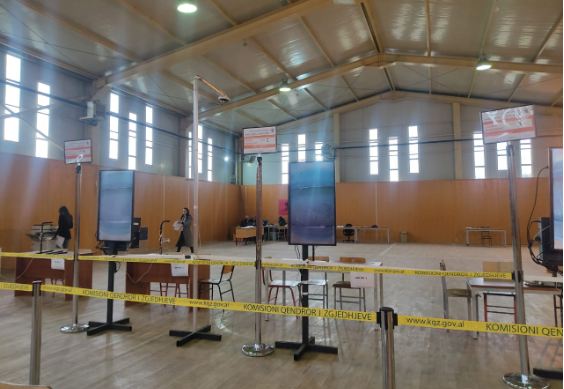 Dibra with the highest number of participants, Durrës is ranked last
