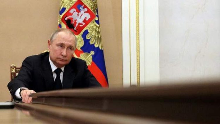Putin: The West will not succeed in tearing Russia apart