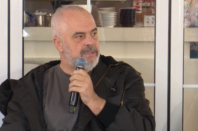 Rising prices / Rama: The main problem is to find oil ships coming to Albania