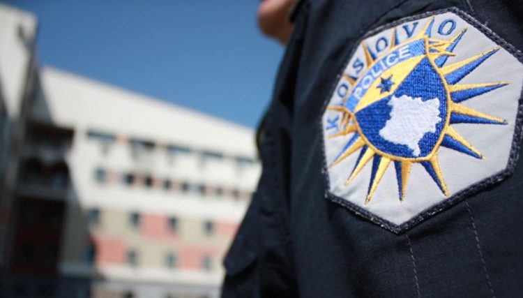 Bribes from 20-400 euros to cross the border / Police officers arrested in Kosovo: “Is there any coffee for these men?”