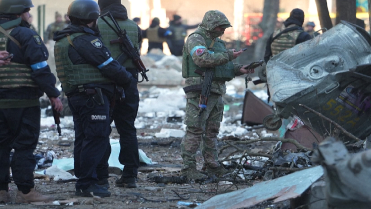 Zelensky takes to the streets: Last chance for Russia, serious talks without delay