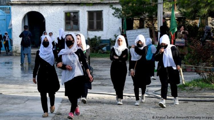 Taliban close schools, Afghan girls warn of mass protests
