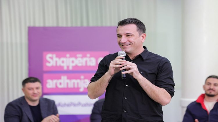 Veliaj in Vora: The vote for Blerim Shera is a vote for your children!